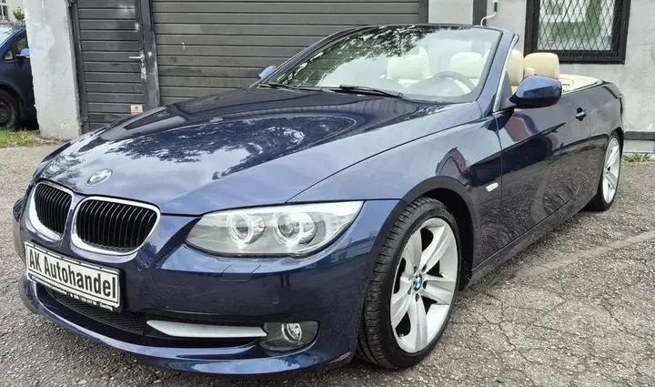 BMW 318I