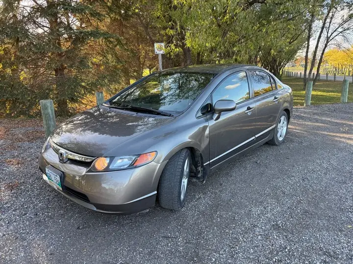 Honda Civic 2007 photo 2