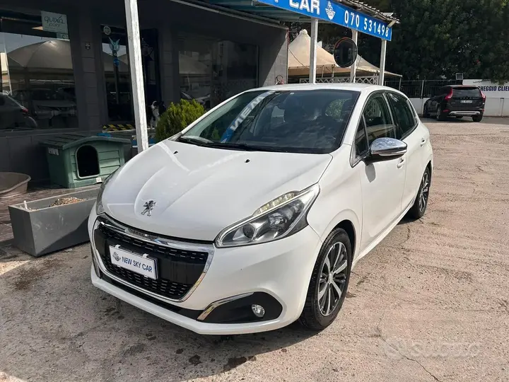 Peugeot 208