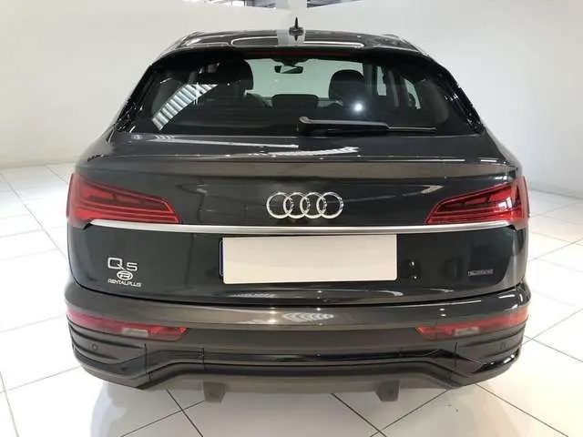 Audi Q5 2022 photo 5