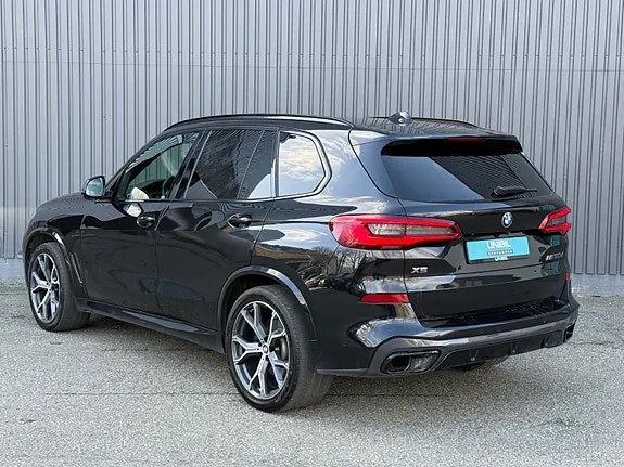 BMW X5 2019 photo 2