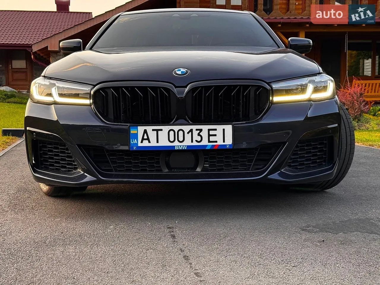 BMW 5 Series 2017 photo 3