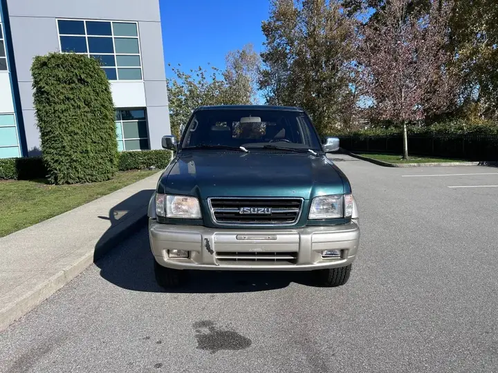 Isuzu Trooper 1998 photo 4