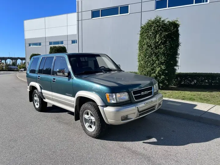 Isuzu Trooper 1998 photo 2