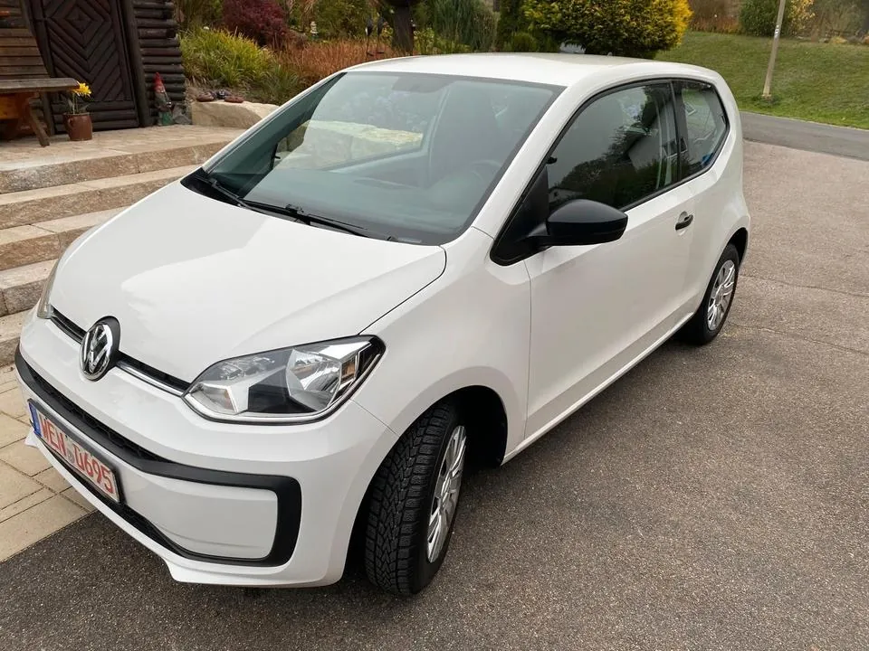 Volkswagen Up