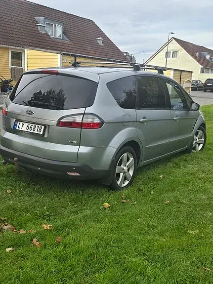 Ford S-Max 2008 photo 4