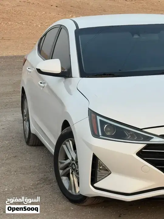 Hyundai Elantra 2020 photo 2