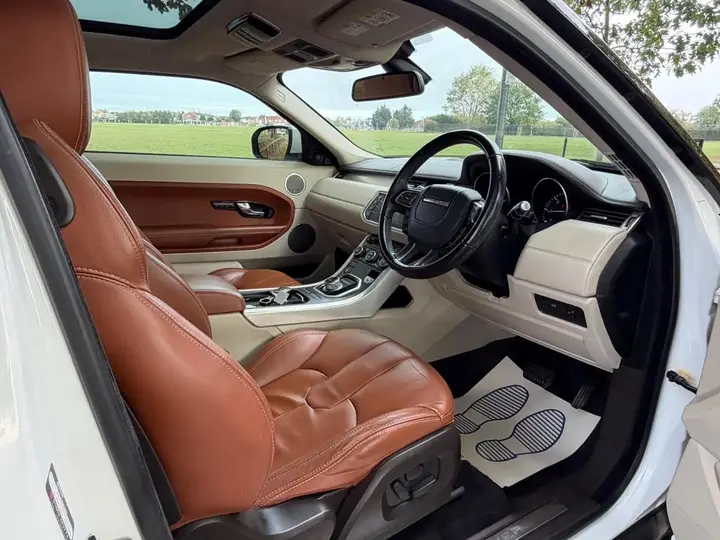 Land Rover Range Rover Evoque 2011 photo 5