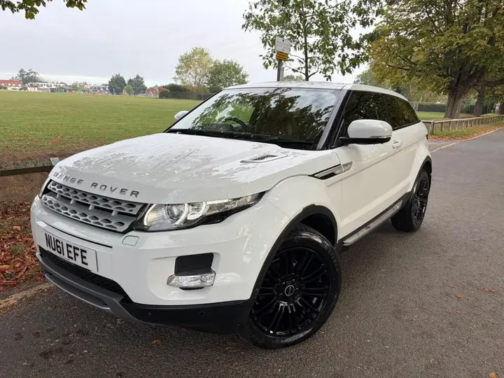 Land Rover Range Rover Evoque 2011 photo 2