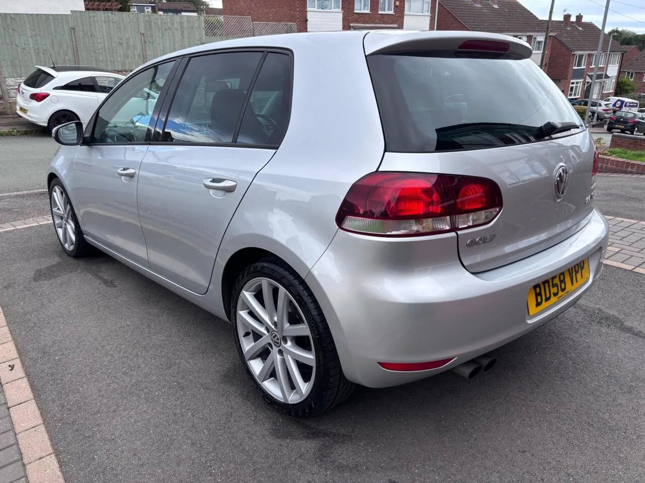 Volkswagen Golf 2009 photo 5