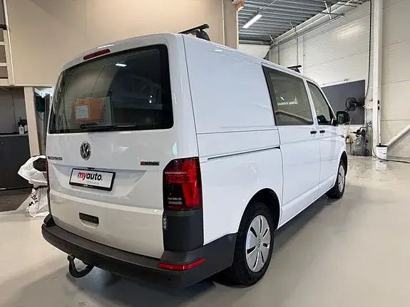 Volkswagen Transporter 2022 photo 4