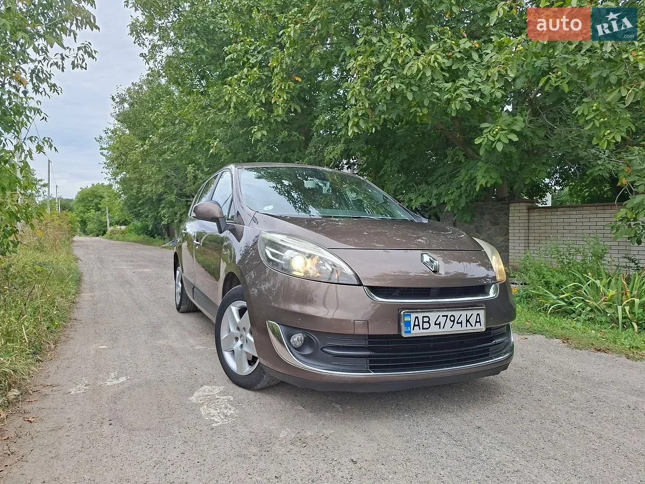Renault Scenic 2012 photo 5