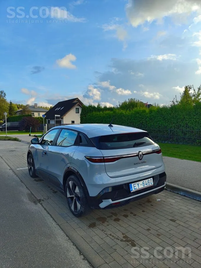 Renault Megane 2023 photo 3