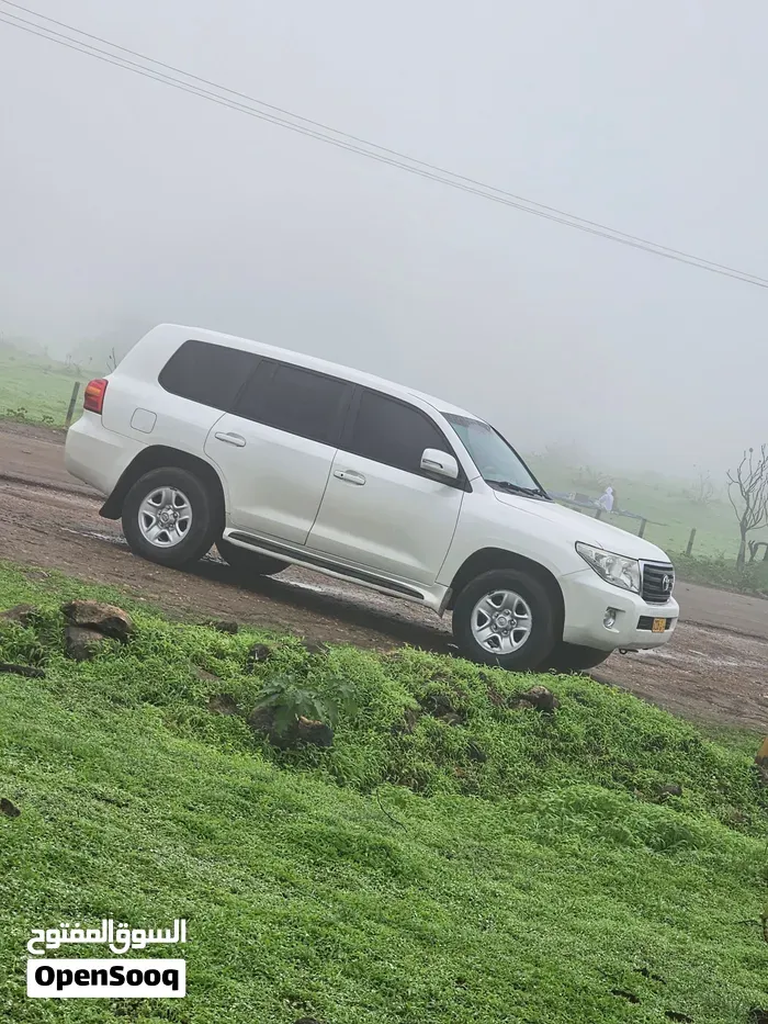 Toyota Land Cruiser 2012 photo 4
