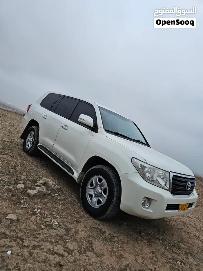Toyota Land Cruiser 2012 photo 3
