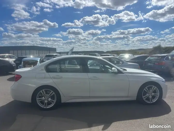 BMW Série 3 2015 photo 5