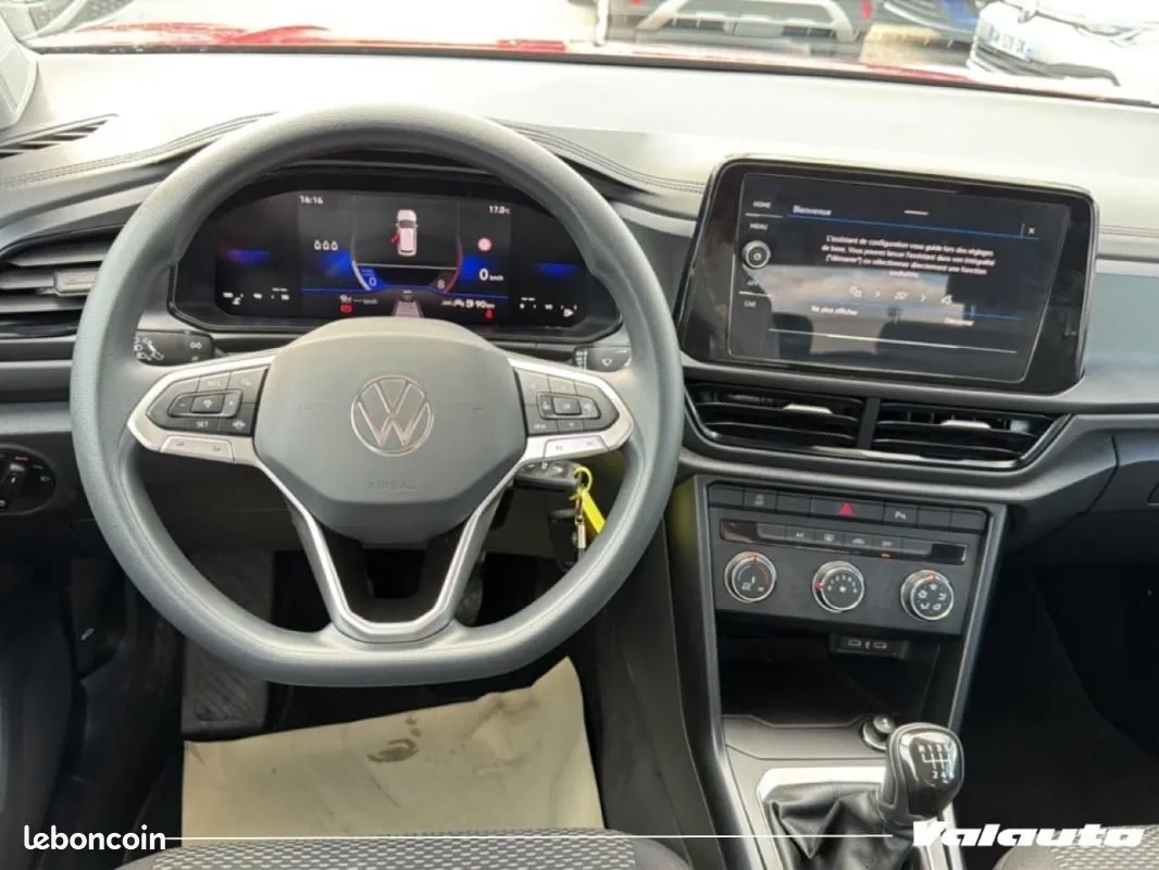 Volkswagen T-Roc 2024 photo 3