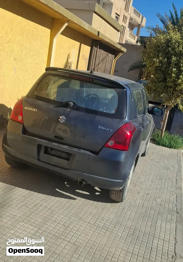Suzuki Swift 2006 photo 2