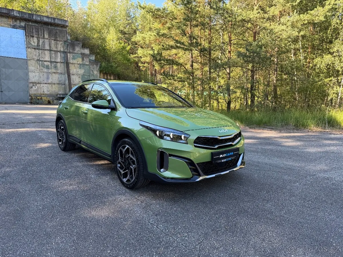 Kia Xceed 2023 photo 2
