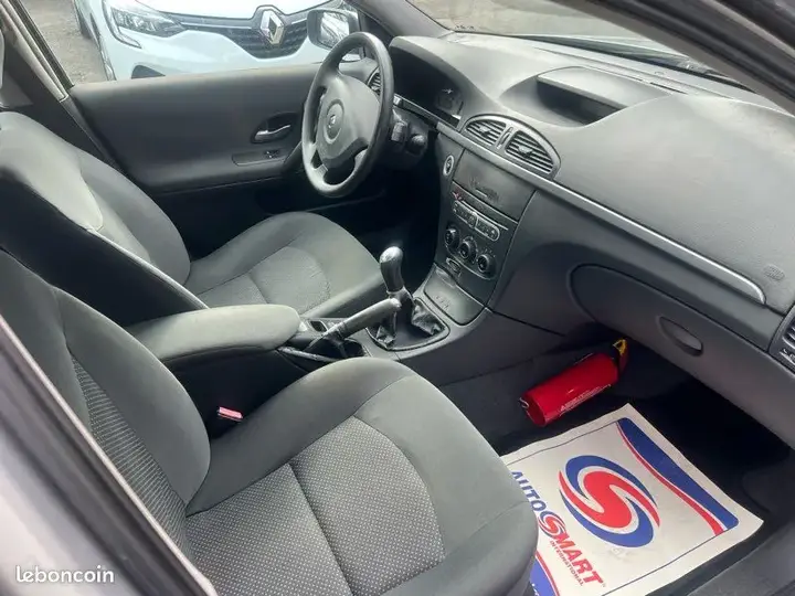 Renault Laguna 2006 photo 5