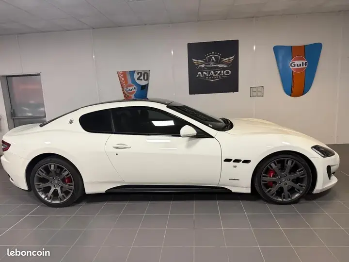 Maserati Granturismo 2015 photo 5