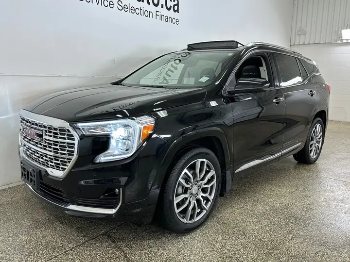 GMC Terrain 2024 photo 3