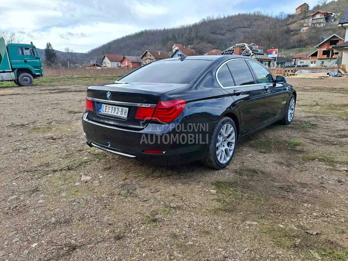 BMW 730 2010 photo 3