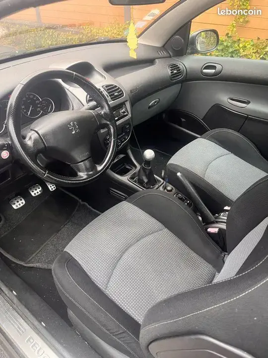Peugeot 206 2005 photo 3
