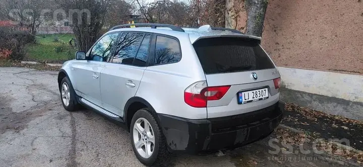 BMW X3 2005 photo 2