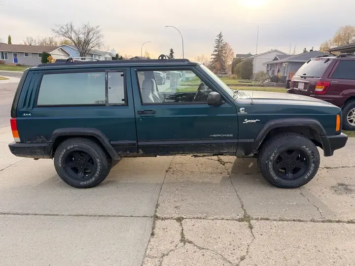 Jeep Cherokee