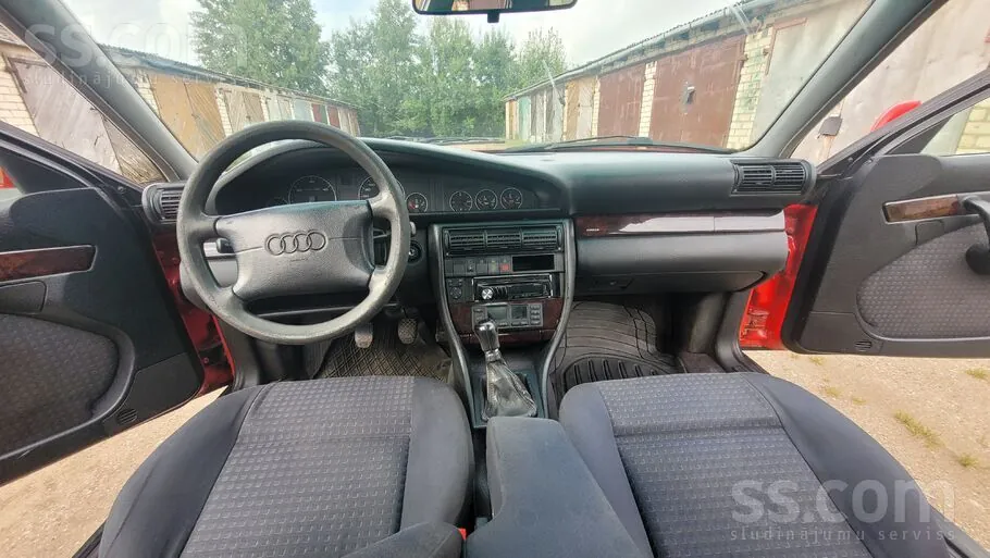 Audi A6 1995 photo 2