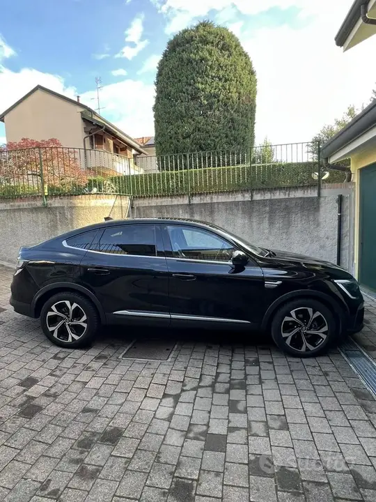 Renault Arkana 2023 photo 3