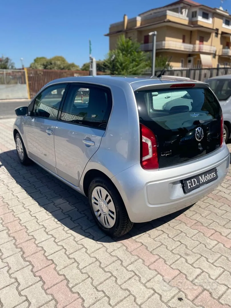 Volkswagen Up 2015 photo 4