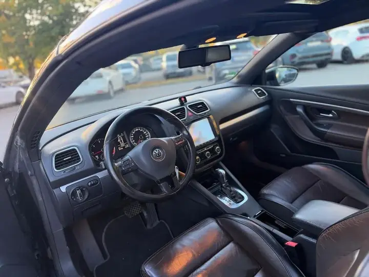 Volkswagen Eos