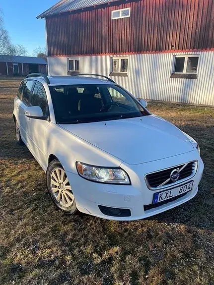 Volvo V50 2011 photo 3