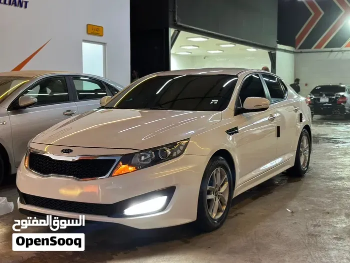Kia K5 2011 photo 2