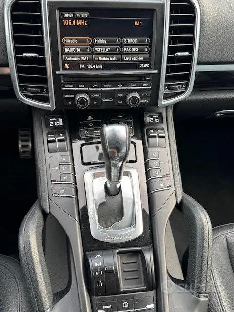 Porsche Cayenne 2011 photo 5