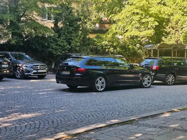 BMW 530I