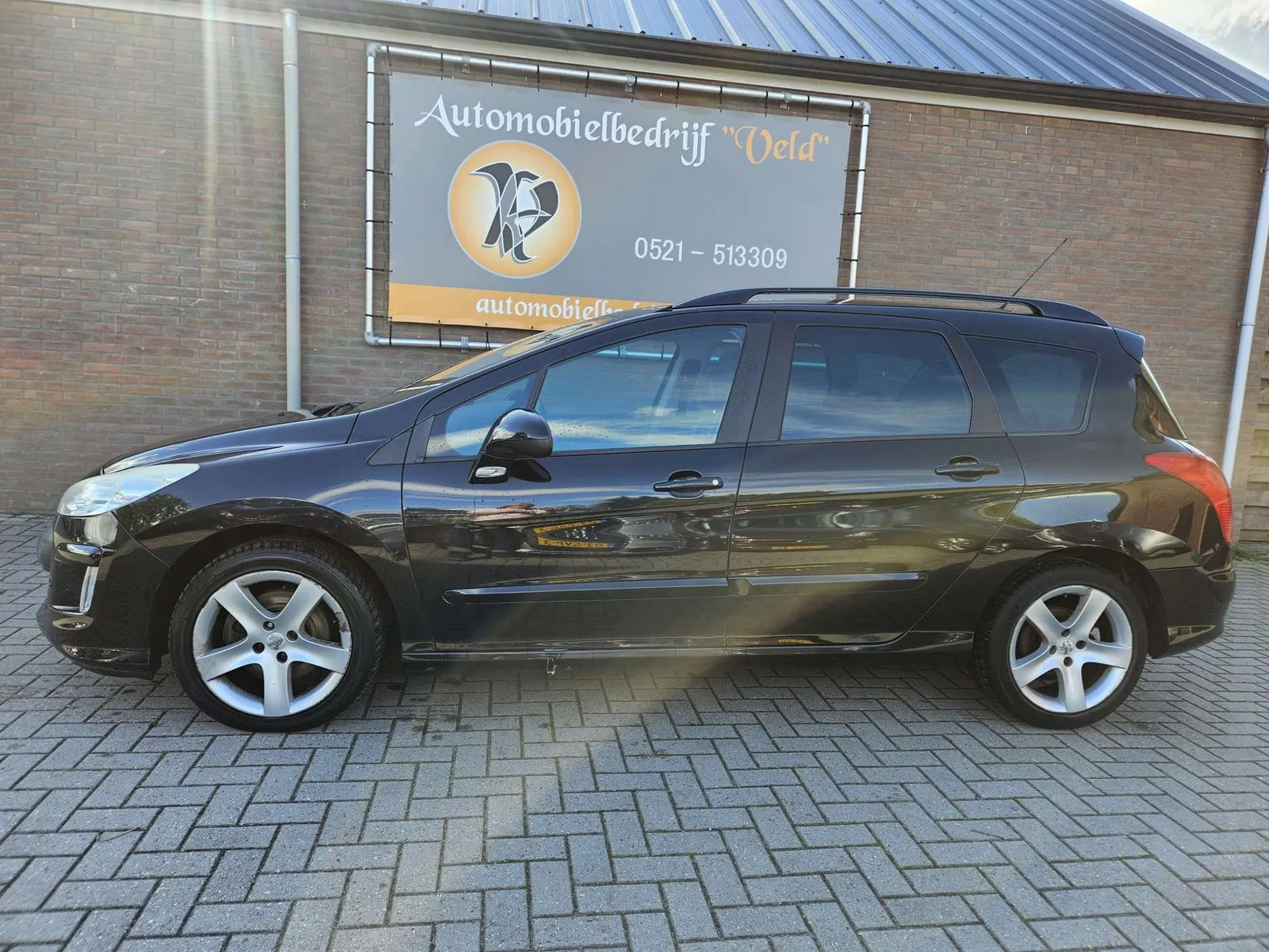 Peugeot 308 2008 photo 4