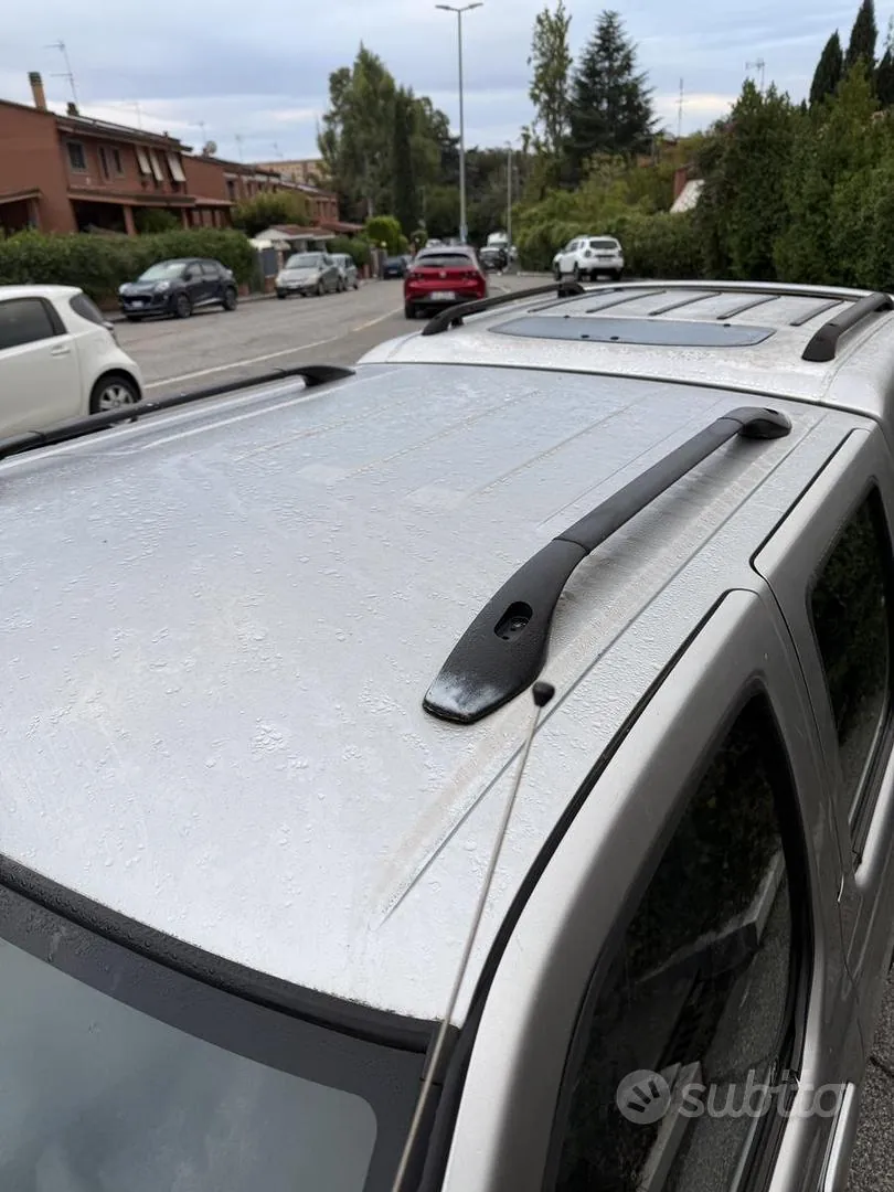 Nissan Navara 2006 photo 4