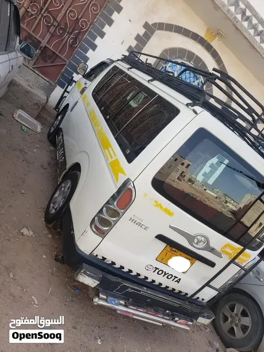 Toyota Hiace 2013 photo 3