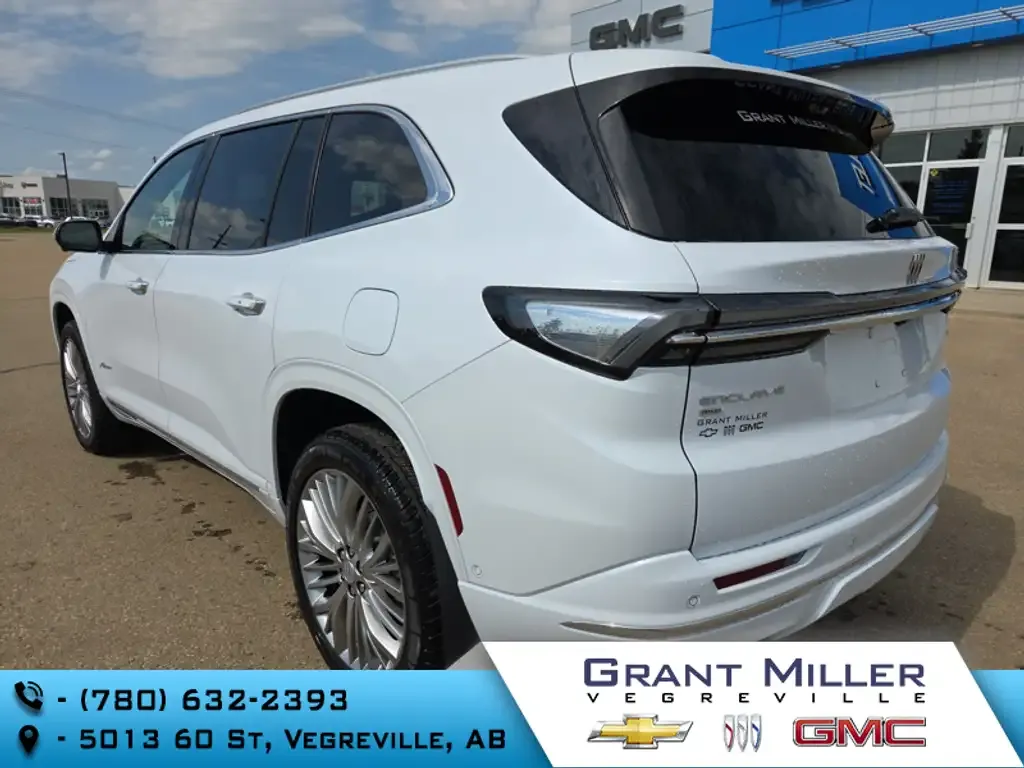 Buick Enclave 2027 photo 2