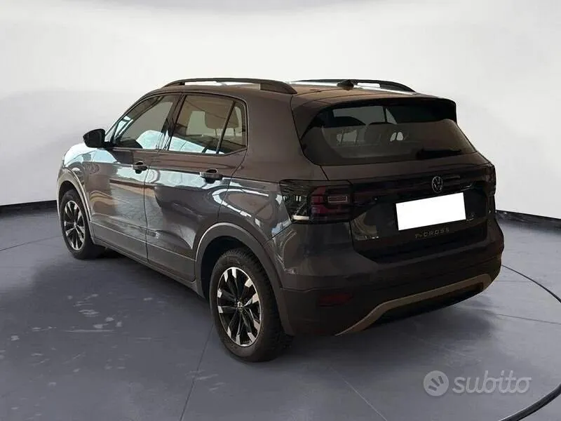 Volkswagen T-Cross 2023 photo 3