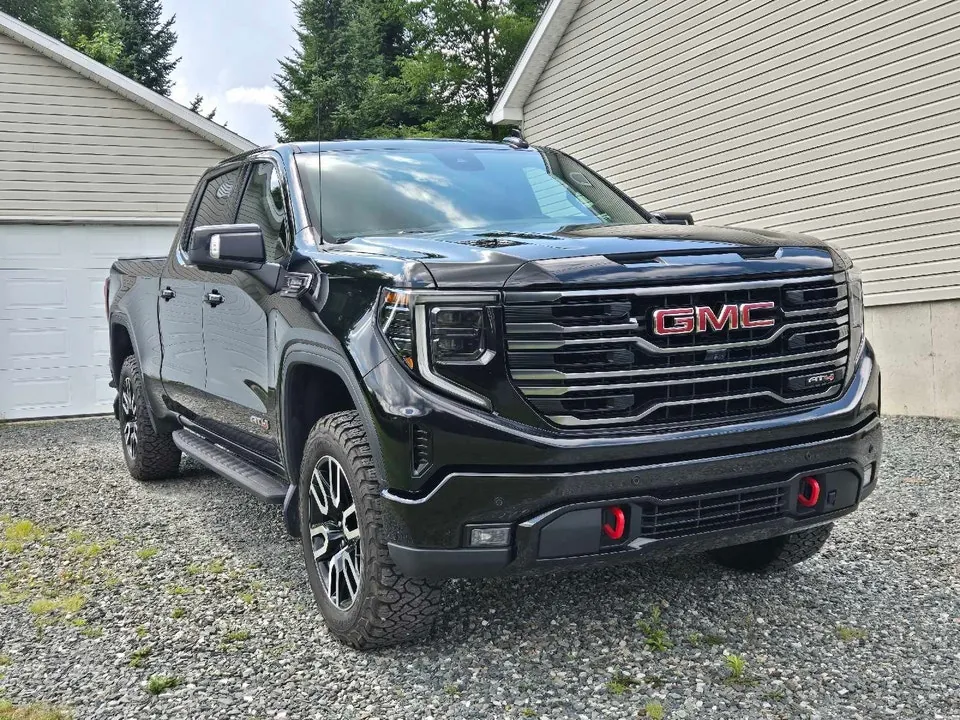 GMC Sierra 1500 2024 photo 2