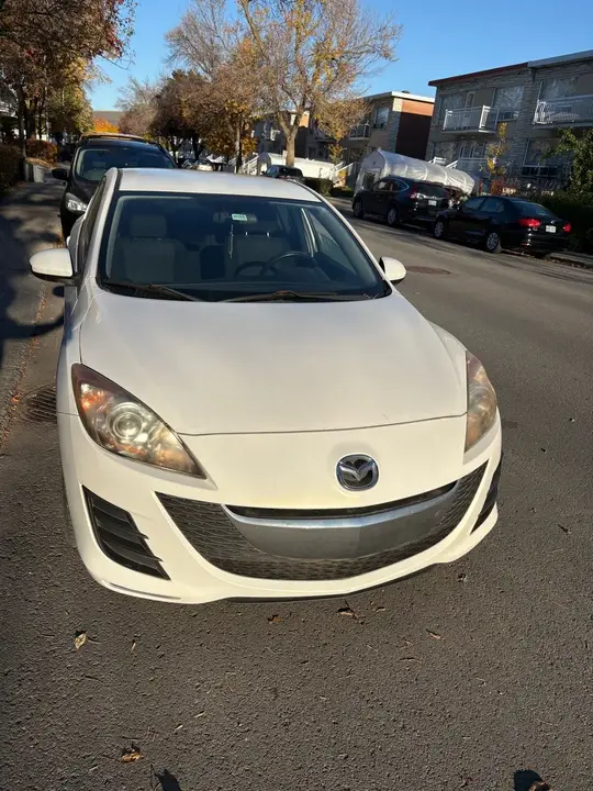 Mazda 3 2010 photo 2