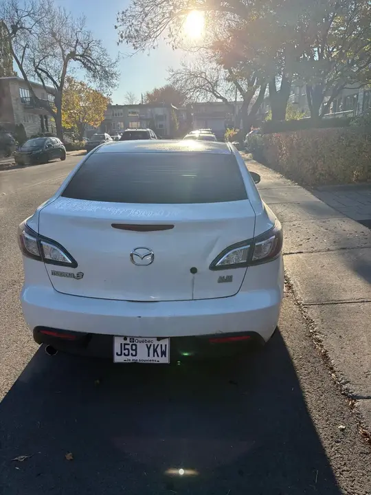 Mazda 3 2010 photo 4