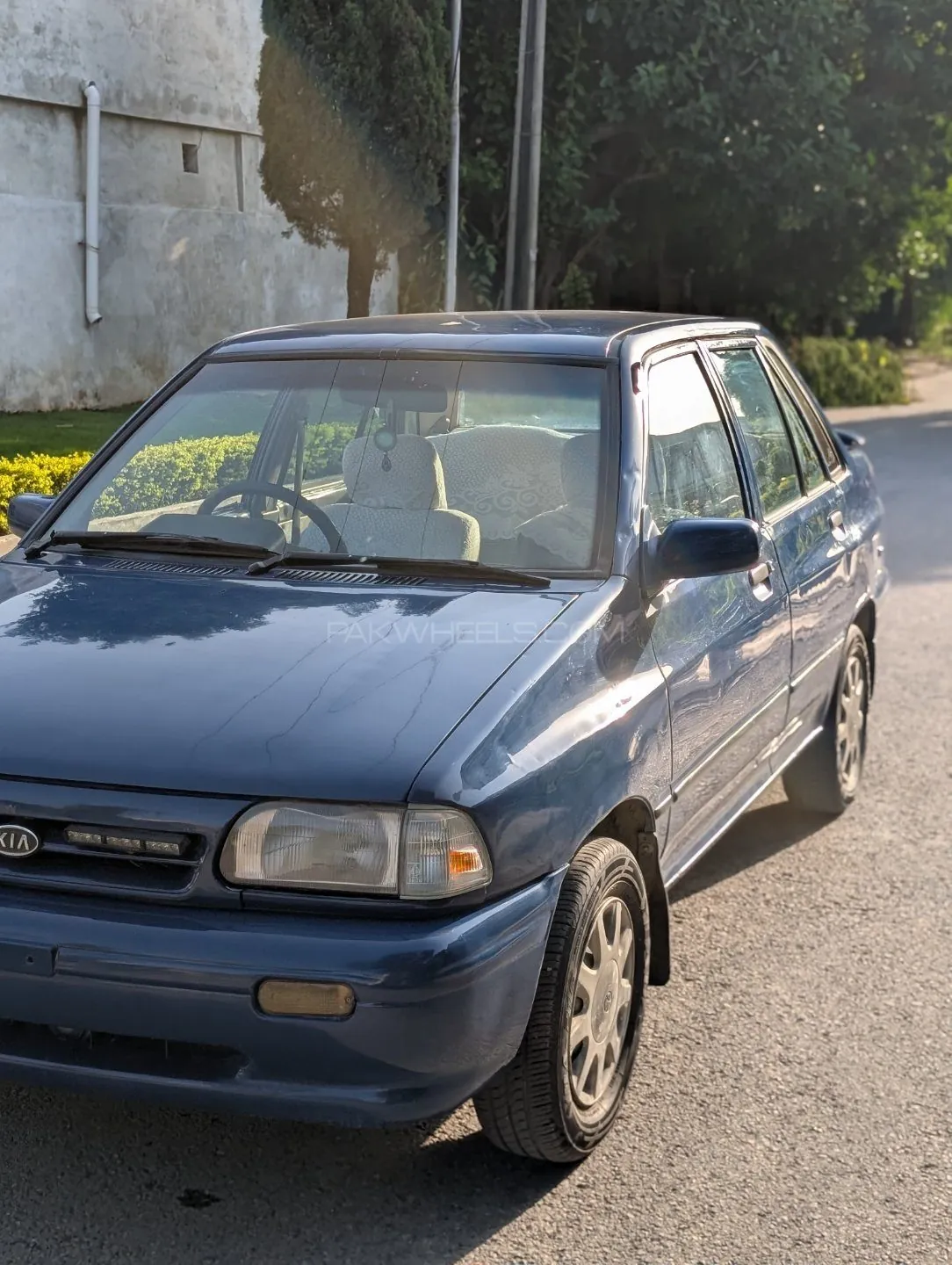Kia Classic