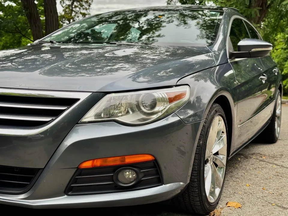 Volkswagen Passat 2011 photo 5