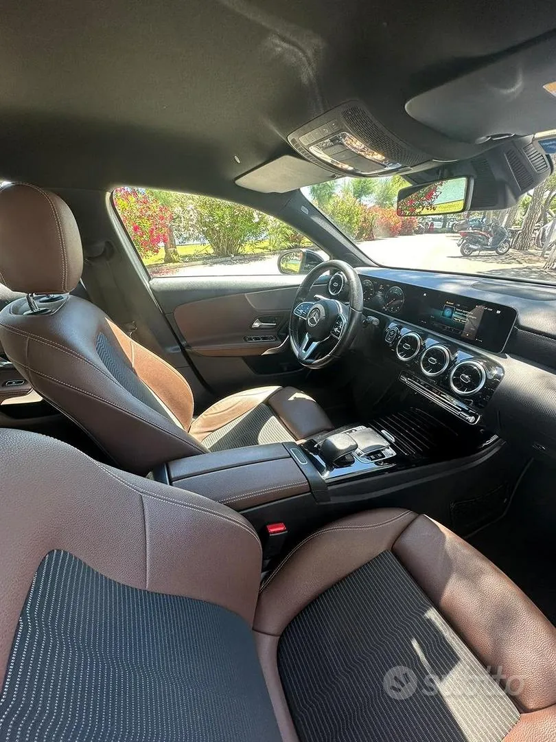 Mercedes-Benz 180 2019 photo 3