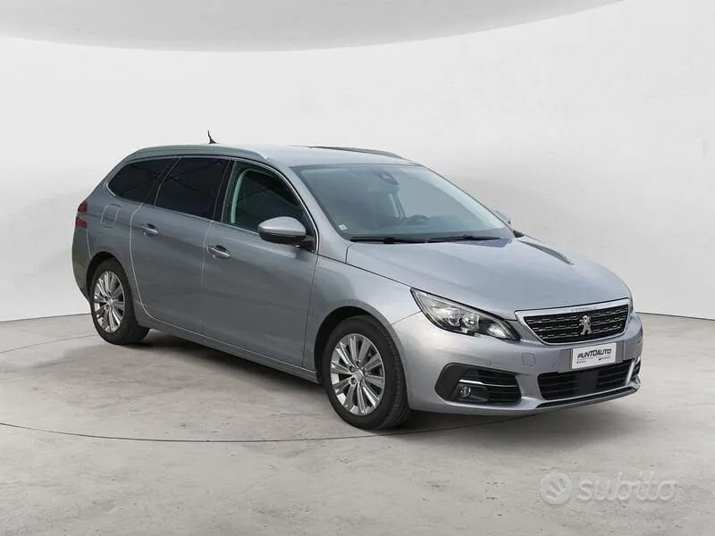 Peugeot 308 2021 photo 3